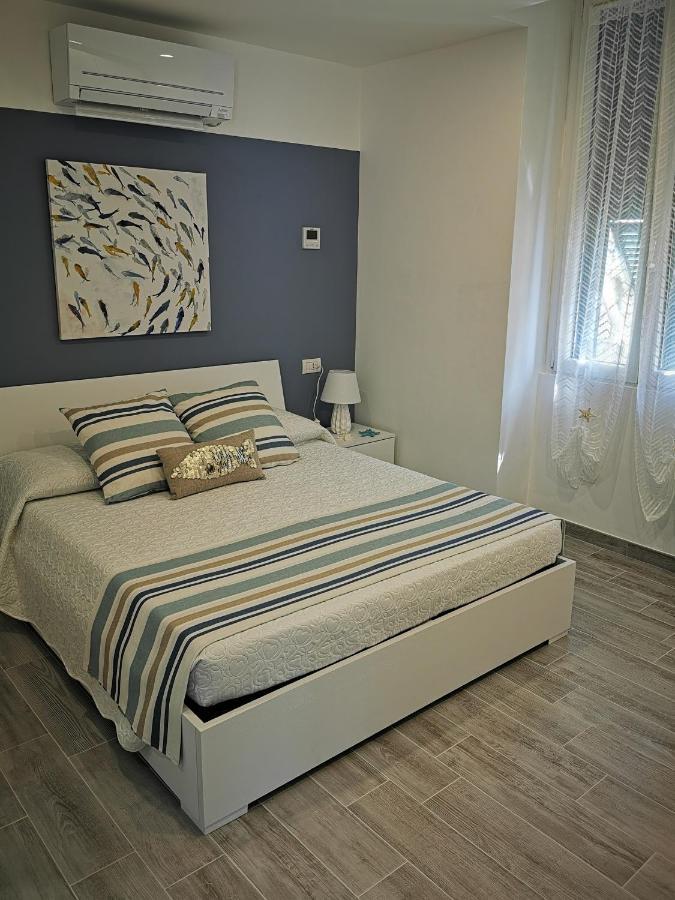 Tuffonelblu Apartment Ventimiglia Bagian luar foto