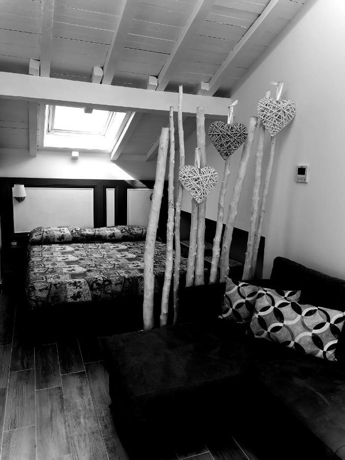 Tuffonelblu Apartment Ventimiglia Bagian luar foto