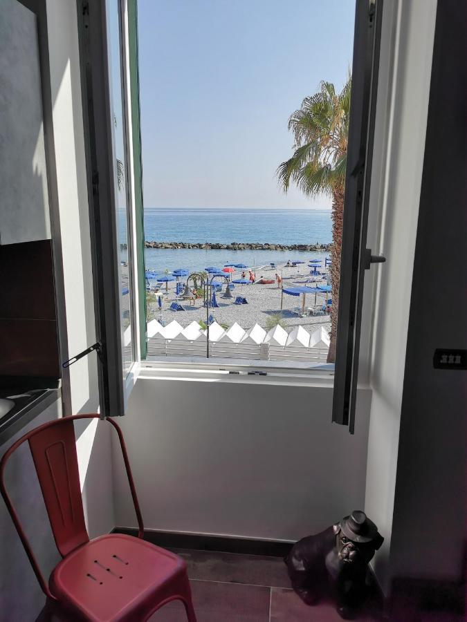 Tuffonelblu Apartment Ventimiglia Bagian luar foto