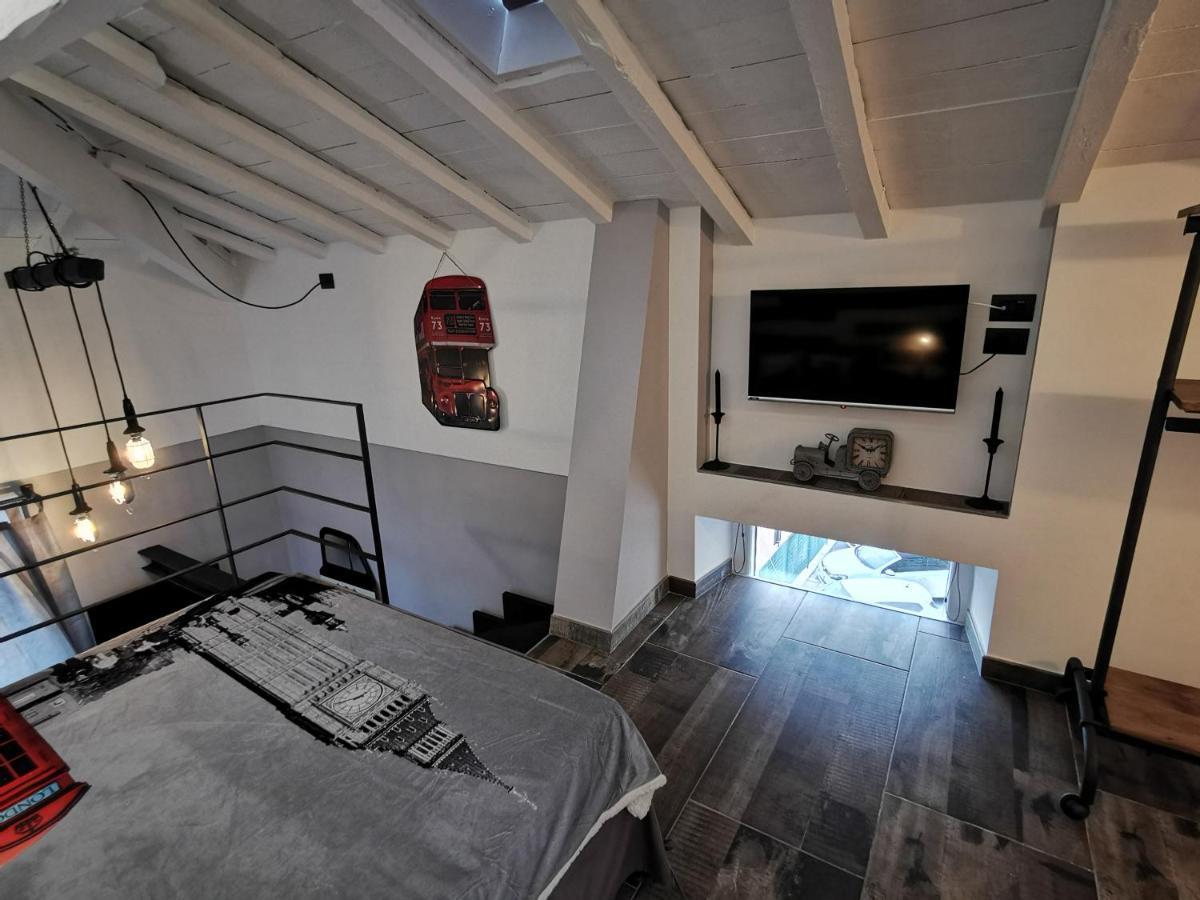 Tuffonelblu Apartment Ventimiglia Bagian luar foto
