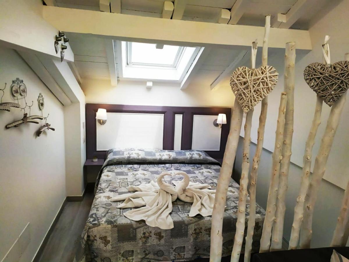Tuffonelblu Apartment Ventimiglia Bagian luar foto